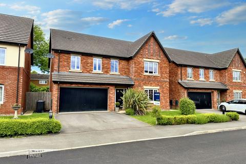 5 bedroom detached house for sale, Buttercup Drive, Daventry, NN11 4FW