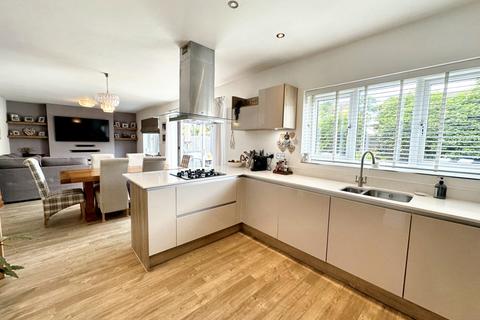 10 Buttercup Drive, Daventry, NN11 4FW