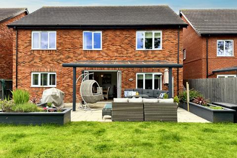 10 Buttercup Drive, Daventry, NN11 4FW