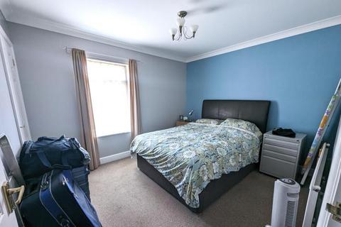 1 bedroom apartment to rent, Mayford Green, Woking GU22