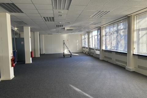 Office to rent, Shaftesbury Square, Belfast BT2