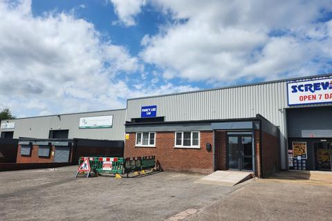 Industrial unit to rent, Units B4 and C3, Sneyd Hill Industrial Estate, Sneyd Hill, Stoke-on-Trent, ST6 2EB