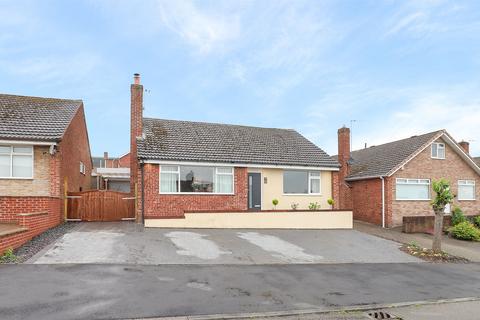 4 bedroom detached bungalow for sale, Hilltop Road, Chesterfield S42
