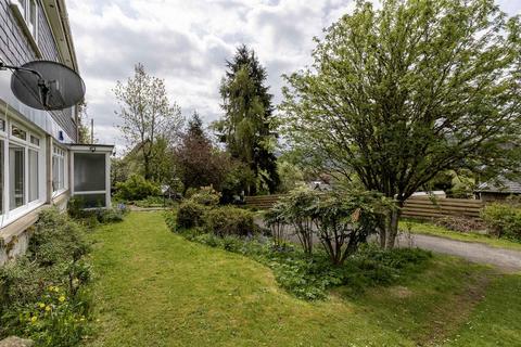 Ardochart Larchwood Road, Pitlochry, PH16 5AS
