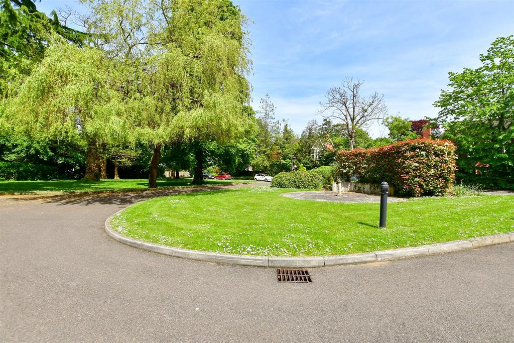 Communal Gardens (Original)