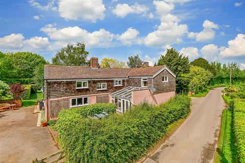 4 bedroom detached house for sale, Hoaden, Hoaden, Canterbury, Kent