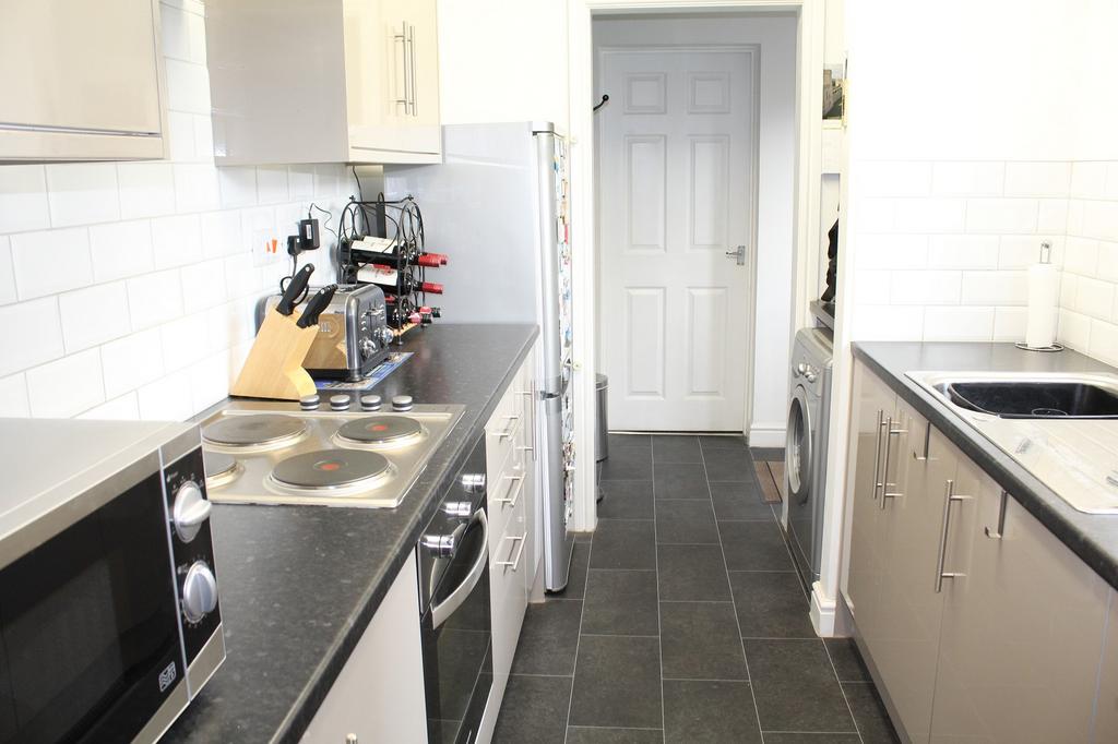 Fitted Kitchen