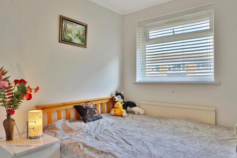44 Cherrywood Drive, Northfleet, Gravesend, DA11 8PL