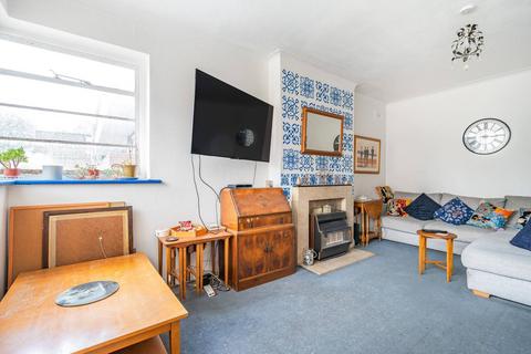 2 bedroom flat for sale, Dorchester Drive, Herne Hill, London, SE24