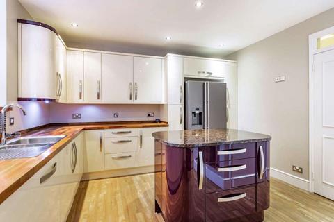 3 bedroom apartment to rent, Thorndon Hall, Thorndon Park, Brentwood, Essex