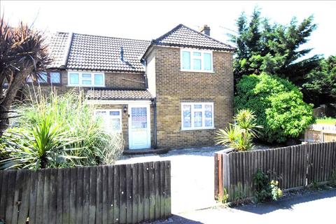 4 bedroom semi-detached house for sale, Bedfont Lane, Feltham, Middlesex, TW14