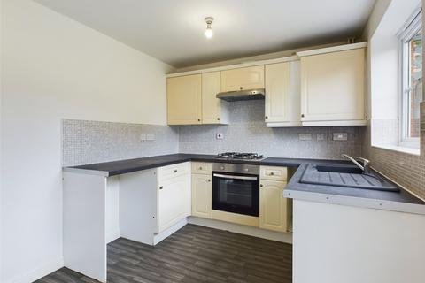 3 bedroom townhouse to rent, Moat House Way, Conisbrough, Doncaster, South Yorkshire, DN12