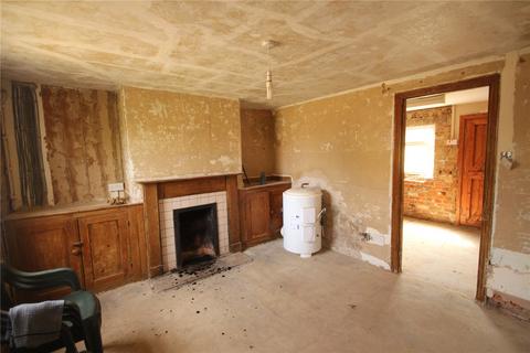 3 bedroom semi-detached house for sale, Pavenham Road, Felmersham, Bedford, Bedfordshire, MK43