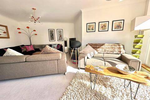 3 bedroom apartment for sale, Camden Hurst, Milford on Sea, Lymington, Hampshire, SO41