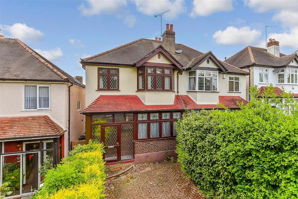 Angel Hill, Sutton, Surrey 3 bed semidetached house for sale £400,000