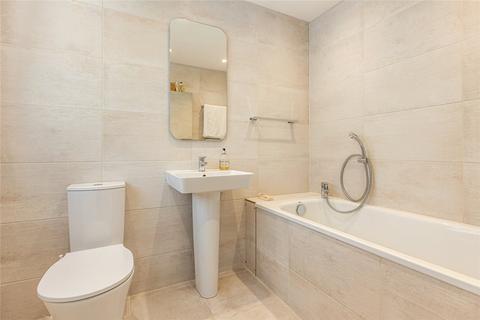 1 Beadon Drive, Salcombe, TQ8 8NU