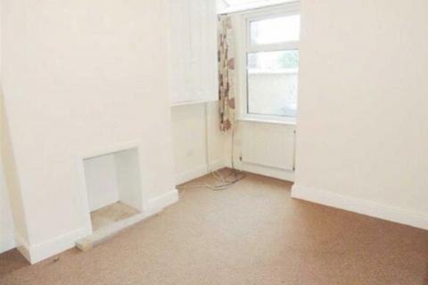 3 bedroom terraced house to rent, Sheerness Street, Gorton, M18