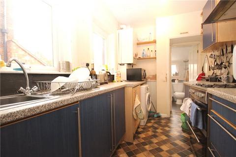 1 bedroom in a house share to rent, Guildford Park Road, Guildford, Surrey, GU2