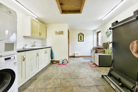 Wendover Cottage Greengate Lane, Goxhill, Barrow-upon-humber, DN19 7HT