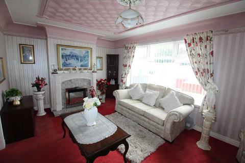 4 bedroom terraced house for sale, Cawthorne Avenue, Kirkby