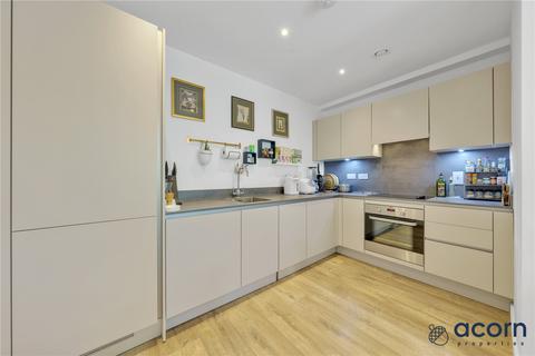 3 bedroom maisonette for sale, Shearwater Drive NW9