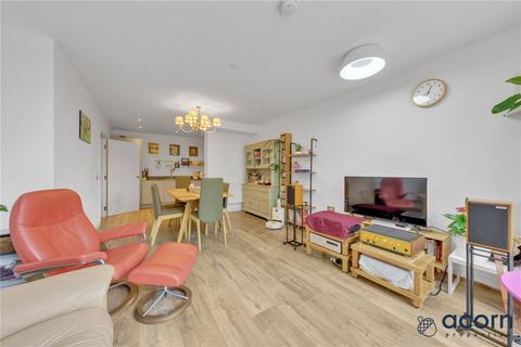 3 bedroom maisonette for sale, Shearwater Drive NW9