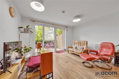 3 bedroom maisonette for sale, Shearwater Drive NW9