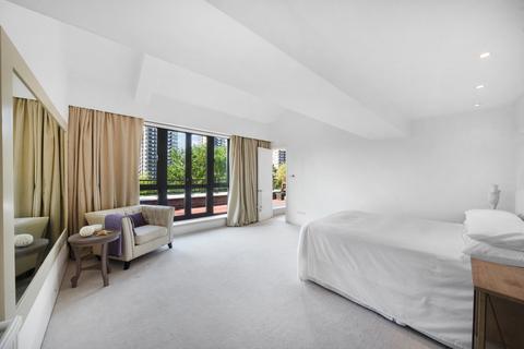 16 Telfords Yard, London, E1W 2BQ