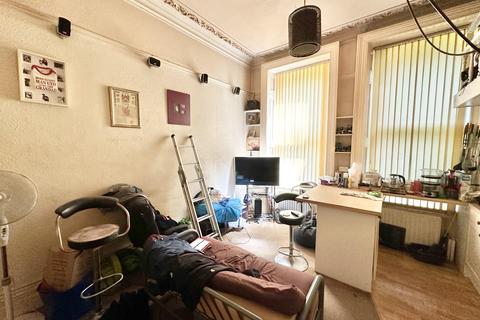 Studio for sale, Knyveton Road, Bournemouth BH1