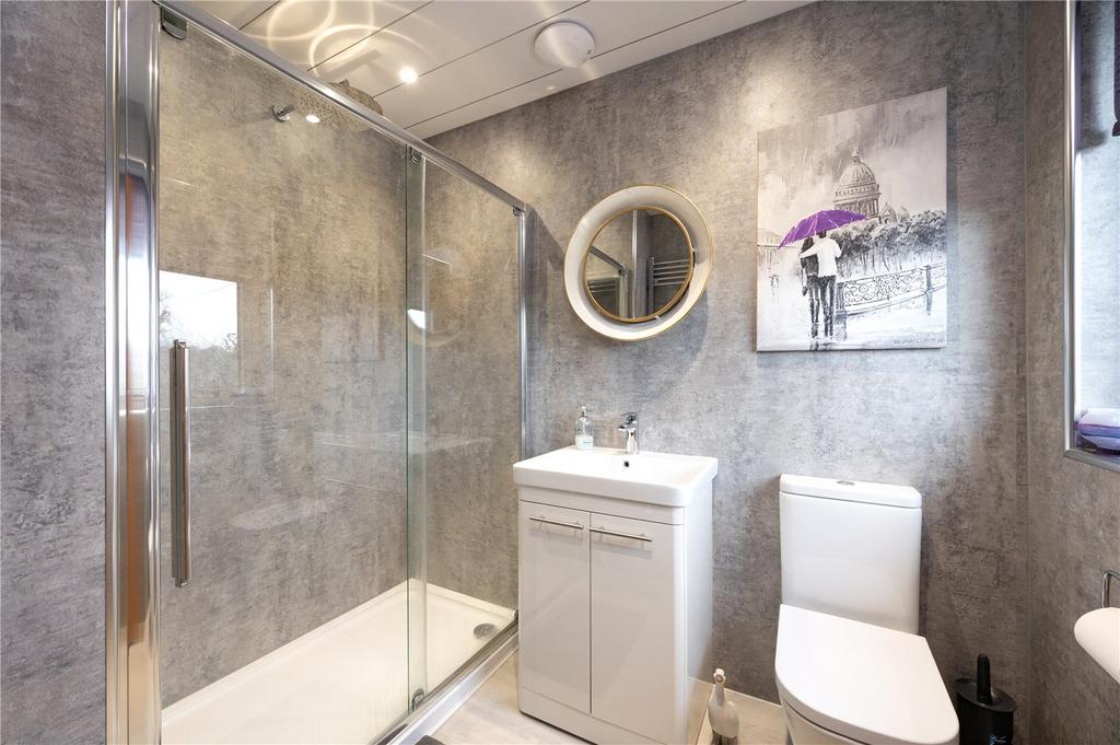 Bedroom 3 Ensuite