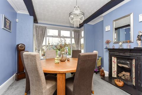 3 bedroom detached house for sale, Goddington Road, Strood, Rochester, Kent