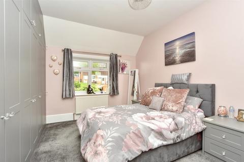 3 bedroom detached house for sale, Goddington Road, Strood, Rochester, Kent