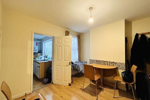3 bedroom terraced house for sale, Kensington Road, Reading, Berkshire, RG30