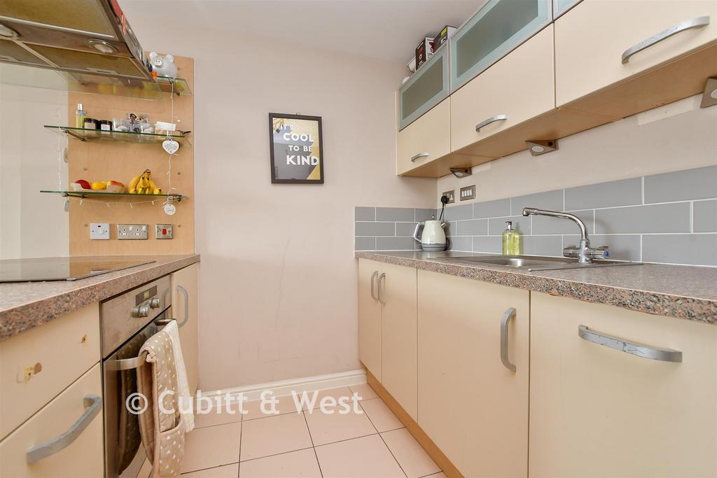 Kitchen / Living Room