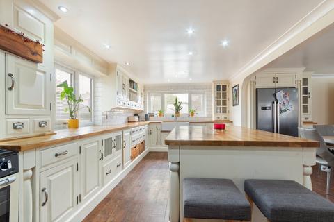 2 Nelthorpe Close, Ulceby, DN39 6FB
