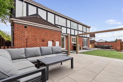 2 Nelthorpe Close, Ulceby, DN39 6FB