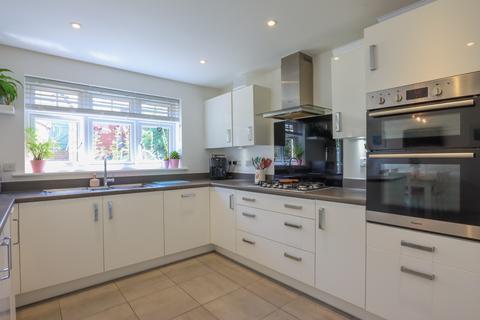 31 Baileys Meadow, Hayle, TR27 4FA