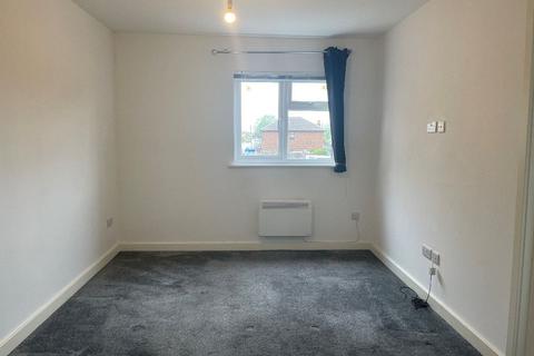 1 bedroom flat to rent, 70B Furtherwick Road, Canvey Island