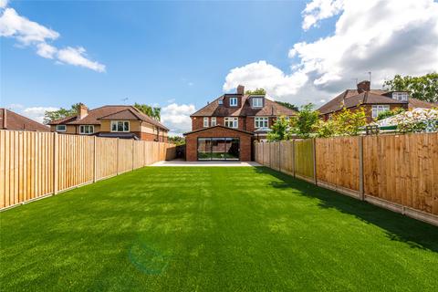 31 Bowershott, Letchworth Garden City, SG6 2ET