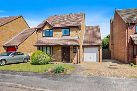 18 Browning Avenue, Kettering, NN16 8NP