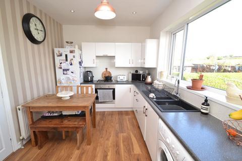 2 bedroom semi-detached house for sale, Thackley, Thackley BD10