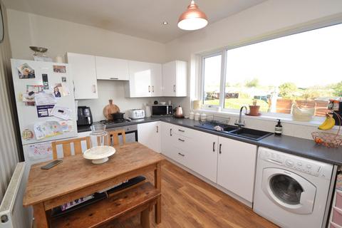 2 bedroom semi-detached house for sale, Thackley, Thackley BD10