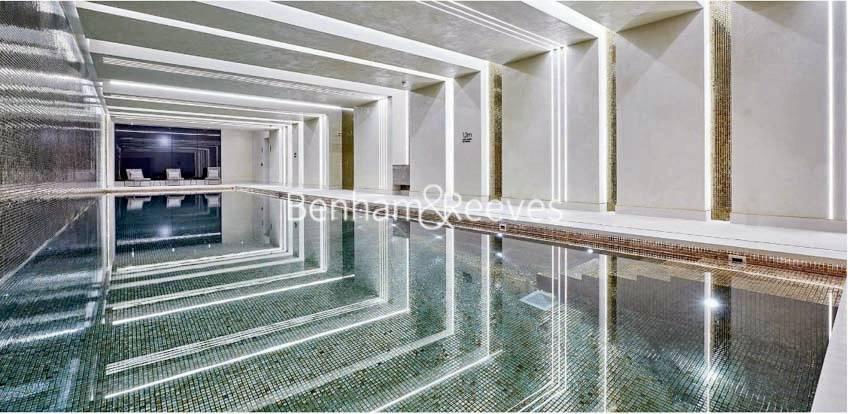 Residents Pool &amp; Spa