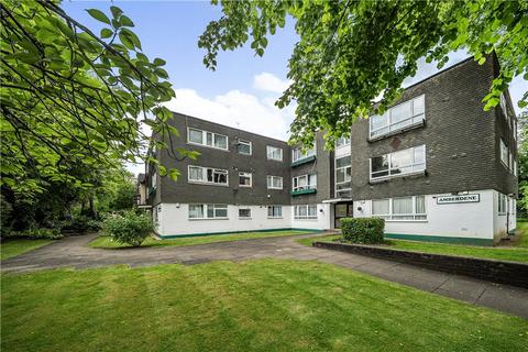 3 bedroom apartment for sale, Uxbridge Road, Stanmore, Middlesex