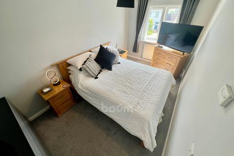 3 bedroom semi-detached villa for sale, 13 Gooding Crescent, Stevenston