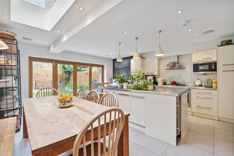 4 bedroom terraced house for sale, Swanage Road, London, SW18