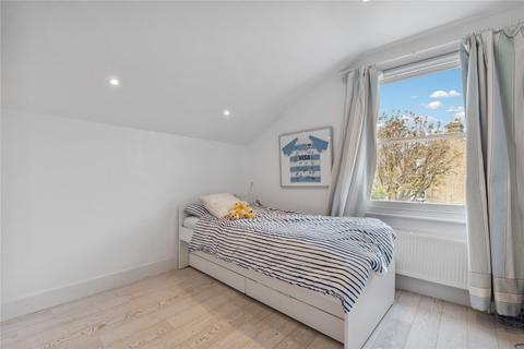 37 Swanage Road, London, SW18 2DZ