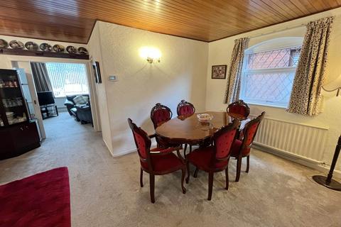 3 bedroom semi-detached house for sale, Haresfinch Road, St Helens