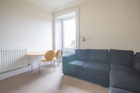 4 bedroom flat to rent, 1050L – Caledonian Road, Edinburgh, EH11 2DA