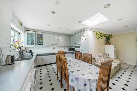 4 bedroom semi-detached house for sale, Kenton Park Crescent, Kenton, HA3 8TZ